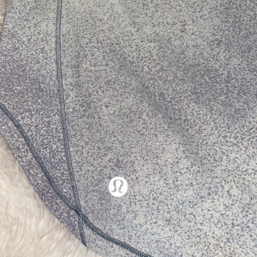 Lululemon tank top.